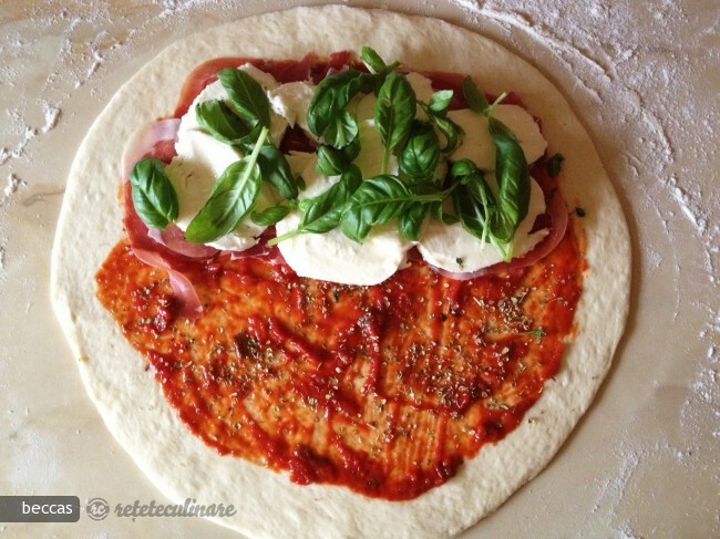 Calzone Pizza with Mozzarella and Prosciutto