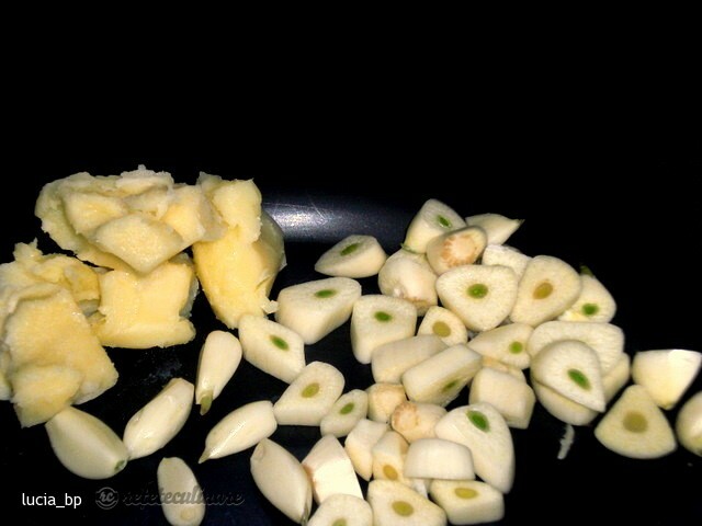 Garlic Soup with Clarified Butter, Baked