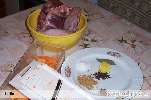 Pork offal soup with horseradish