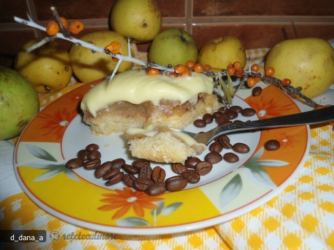 Creamy Apple Cake