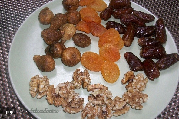 Stuffed Dried Fruits