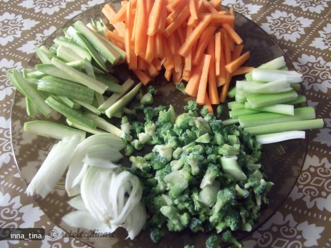 Rice Noodles with Chicken and Vegetables in Chinese Style