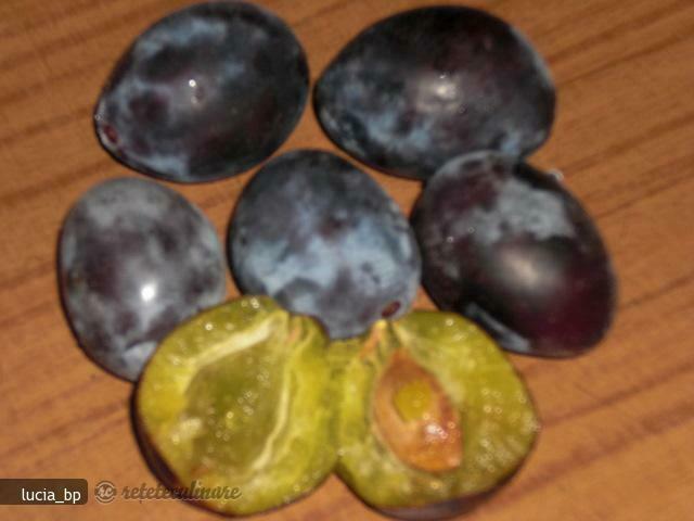 Brumarii Plums (Bistrita), Preserved for Winter