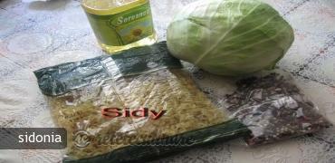 Noodles with Cabbage and Pepper