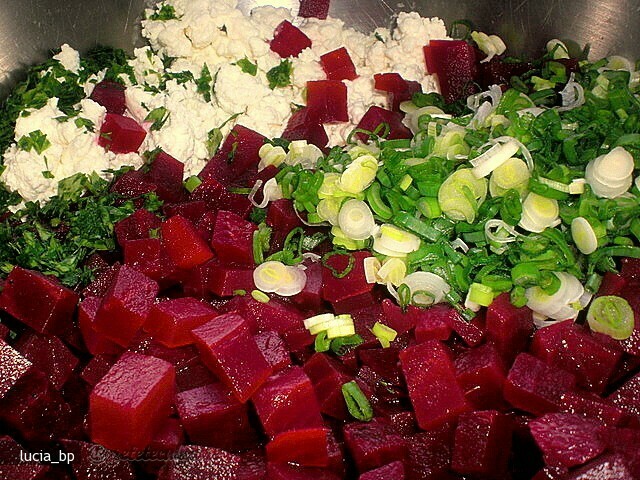 Beetroot Salad with Cottage Cheese