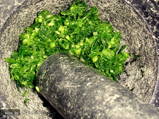 Green Garlic Sauce